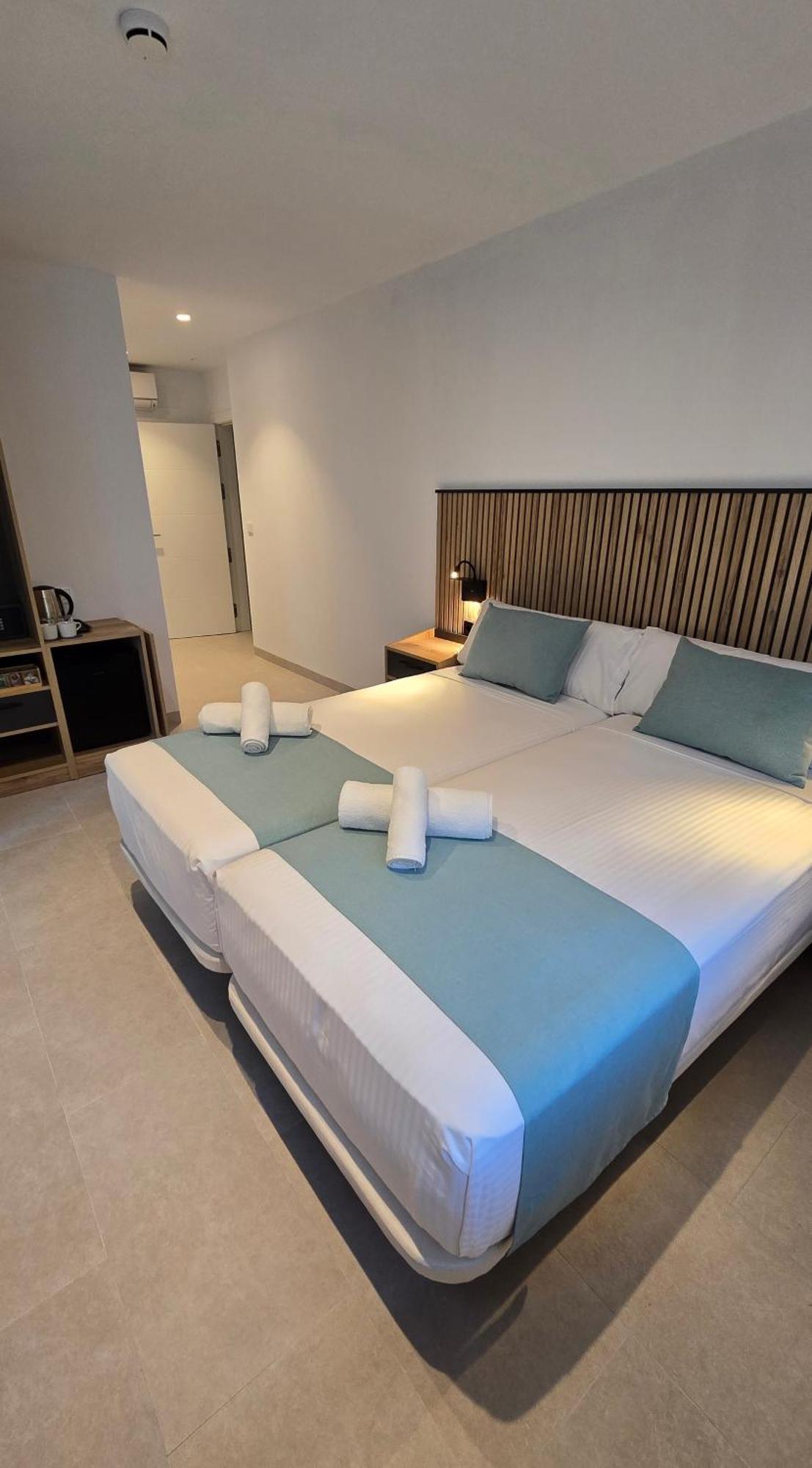 אליקאנטה Hostal Rambla 24 By Holihome מראה חיצוני תמונה