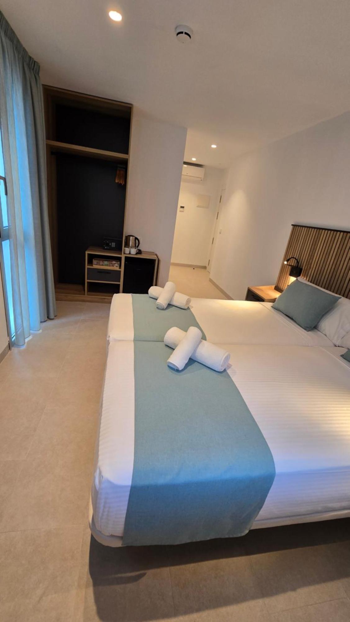 אליקאנטה Hostal Rambla 24 By Holihome מראה חיצוני תמונה