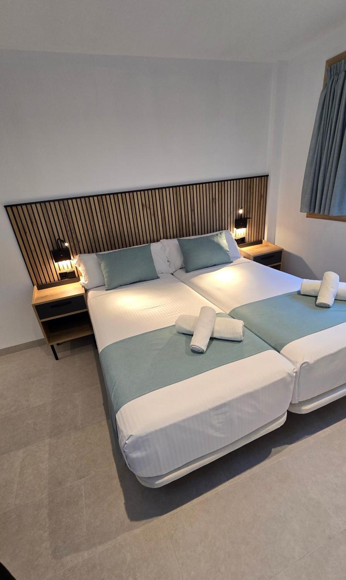 אליקאנטה Hostal Rambla 24 By Holihome מראה חיצוני תמונה