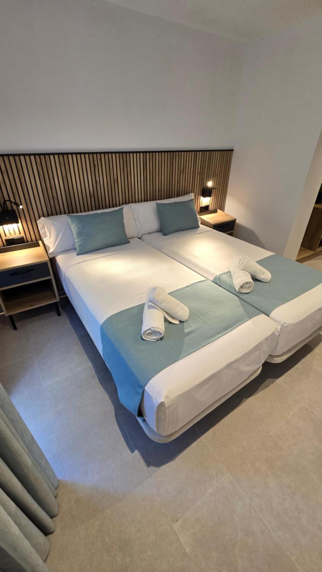 אליקאנטה Hostal Rambla 24 By Holihome מראה חיצוני תמונה
