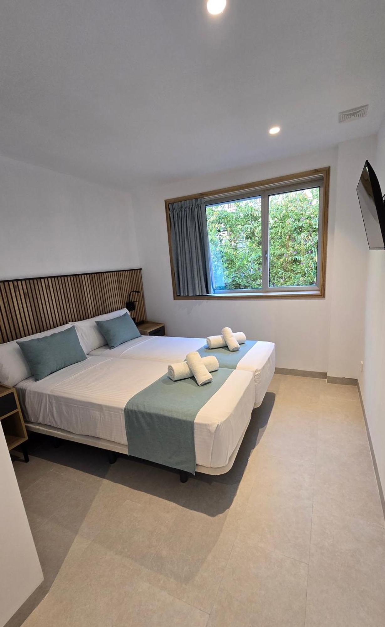 אליקאנטה Hostal Rambla 24 By Holihome מראה חיצוני תמונה